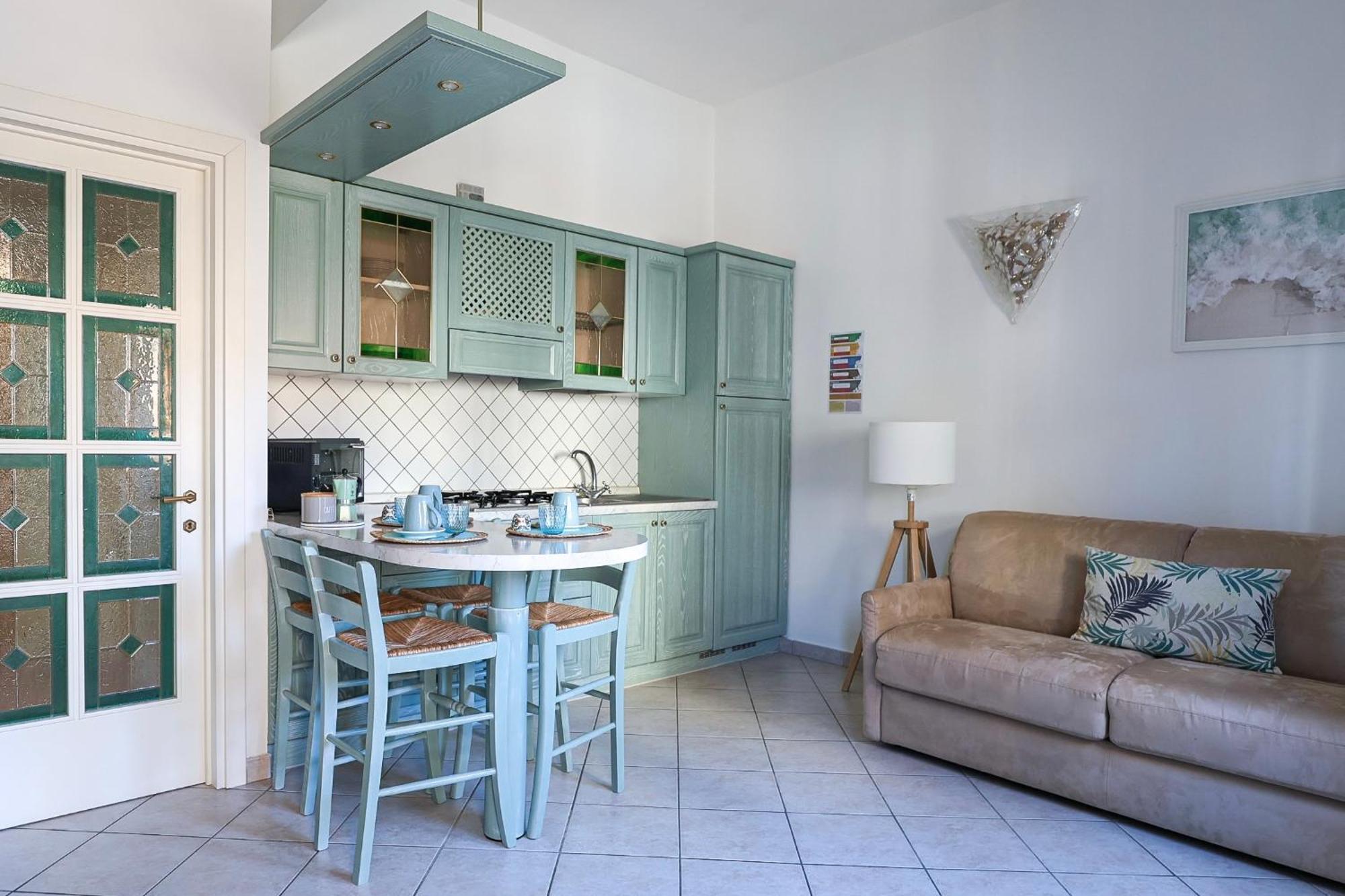 Casa Acqua Marina Apartment กาส์ตีจลิโอเน เดลลา เปสกายา ภายนอก รูปภาพ